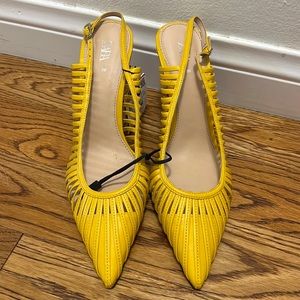 Zara Pumps
